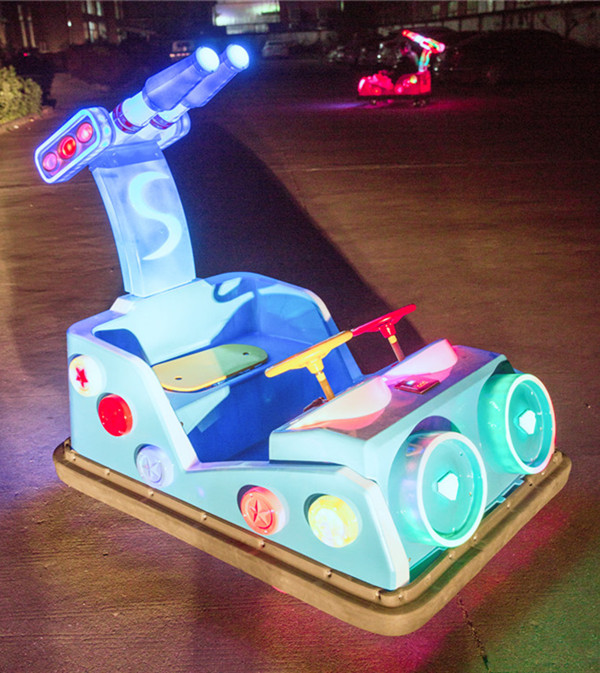超級戰(zhàn)車 (13)